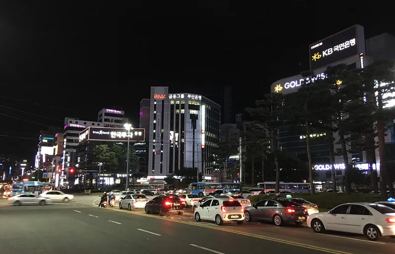 西面圓環夜景