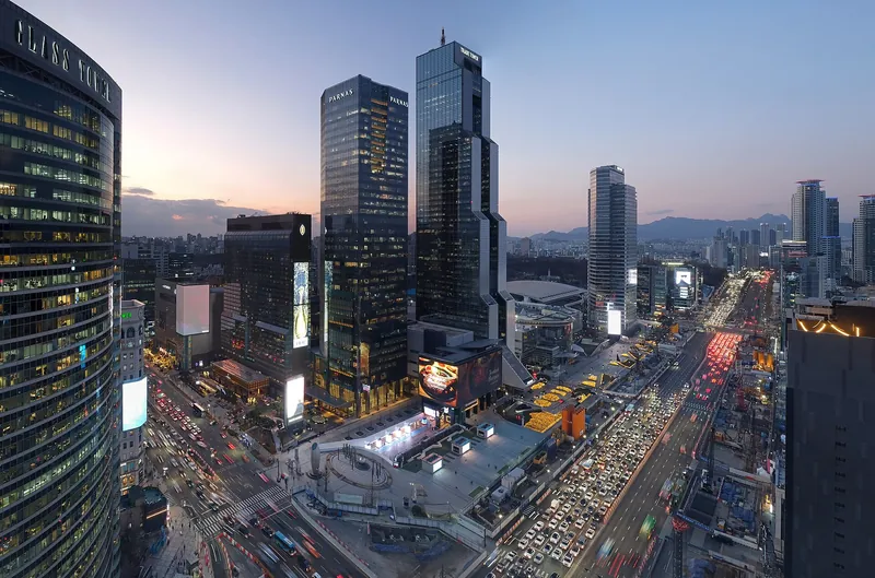 Rund um die Teheran-ro, Gangnam