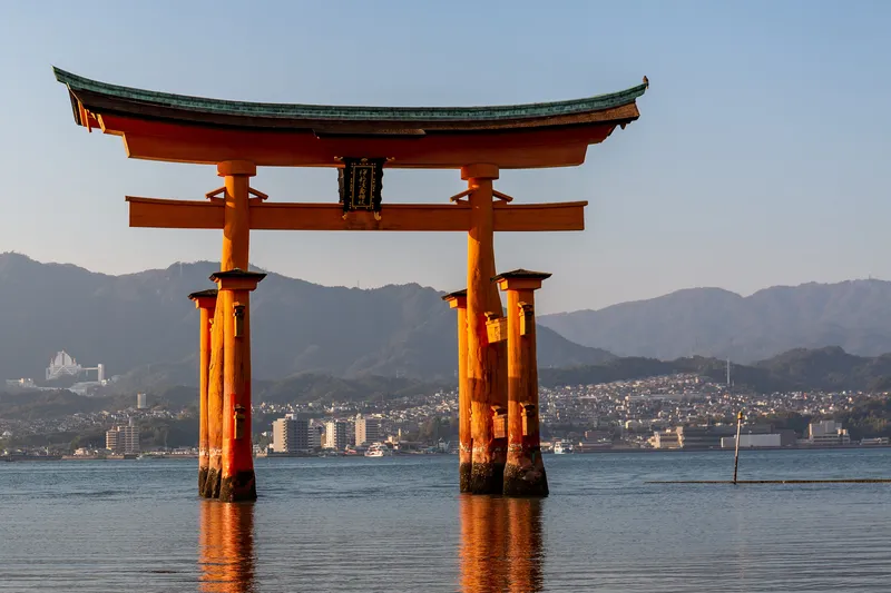 宮島嚴島神社的海上大鳥居